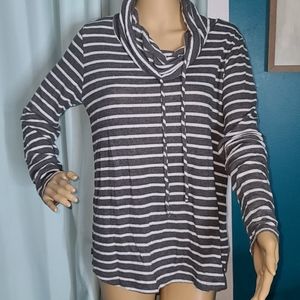 2/$25 Pink Clover Pullover Sweater